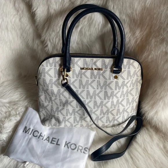 Michael Kors Cindy Medium Dome Satchel - Picture 1 of 10